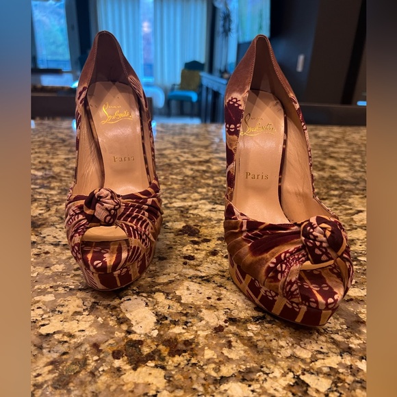 Christian Louboutin size 39 - Picture 3 of 5